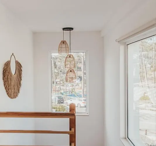 Joy House Nocleg ze śniadaniem 4*