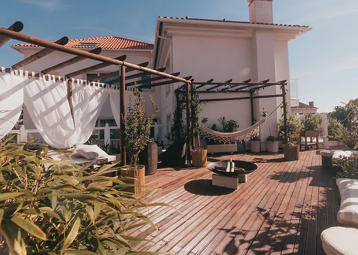 Joy House Nocleg ze śniadaniem 4*