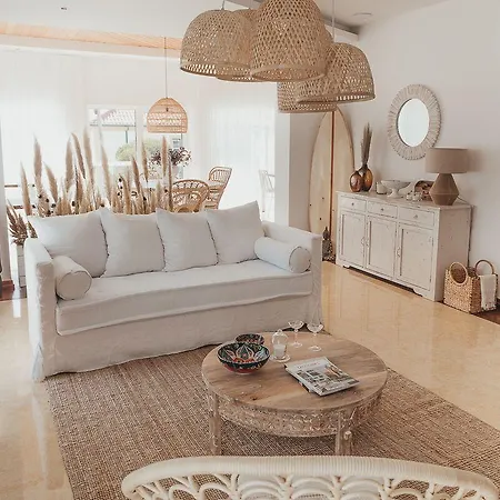 Joy House Frühstückspension 4*