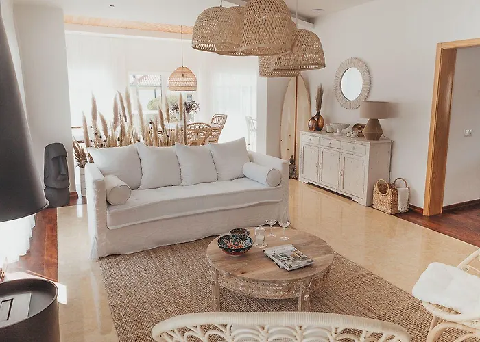 Joy House Bed & Breakfast 4*